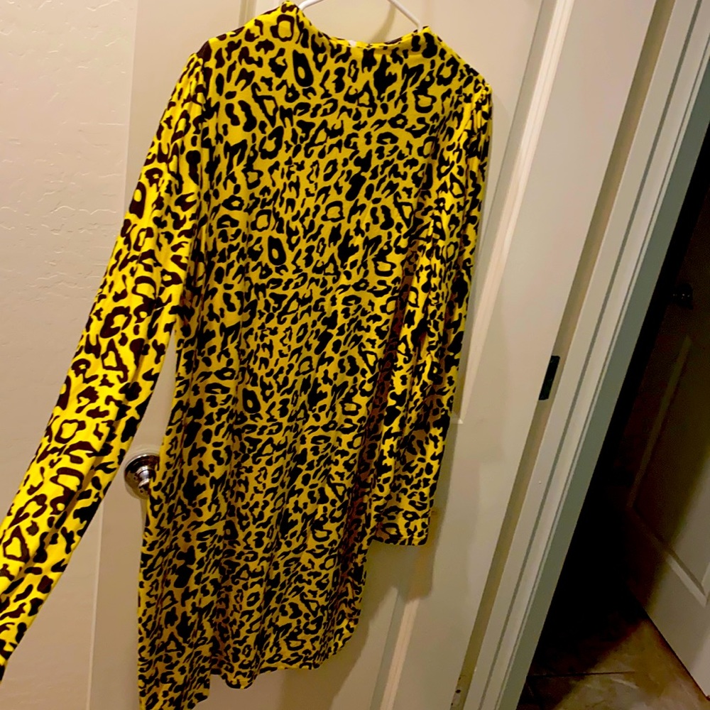 Never worn! Bodycon mini dress